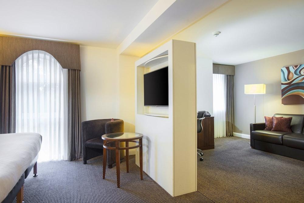 Doubletree By Hilton Chester Exteriér fotografie