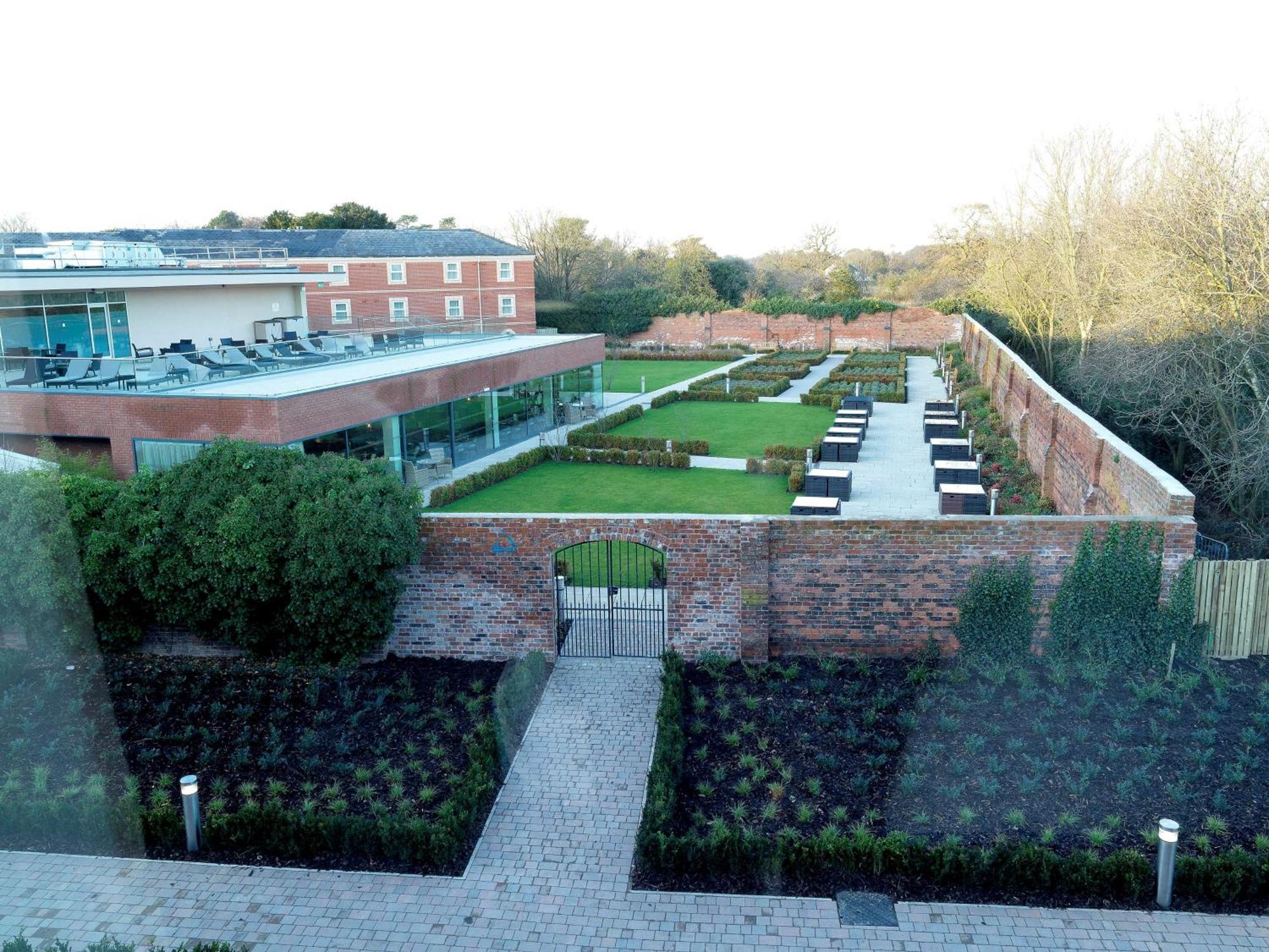Doubletree By Hilton Chester Exteriér fotografie