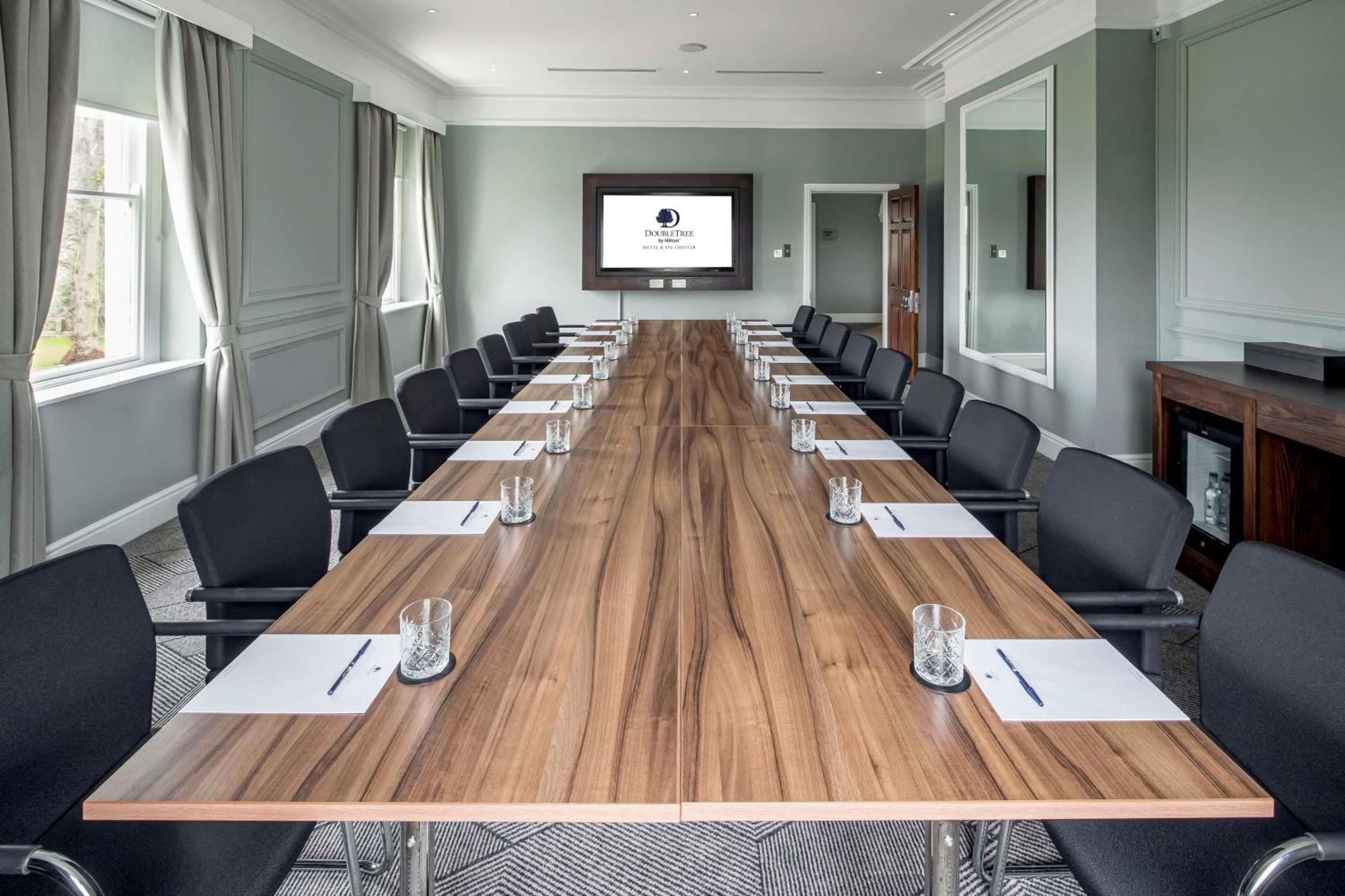 Doubletree By Hilton Chester Exteriér fotografie