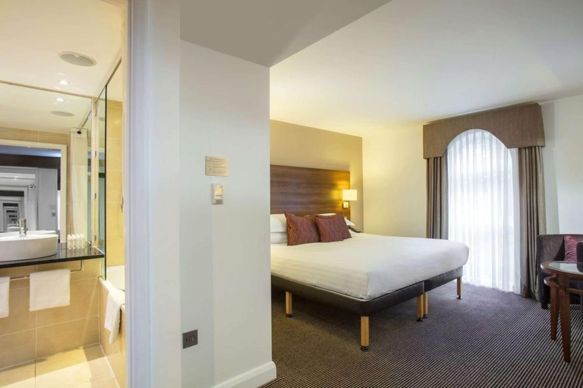 Doubletree By Hilton Chester Exteriér fotografie