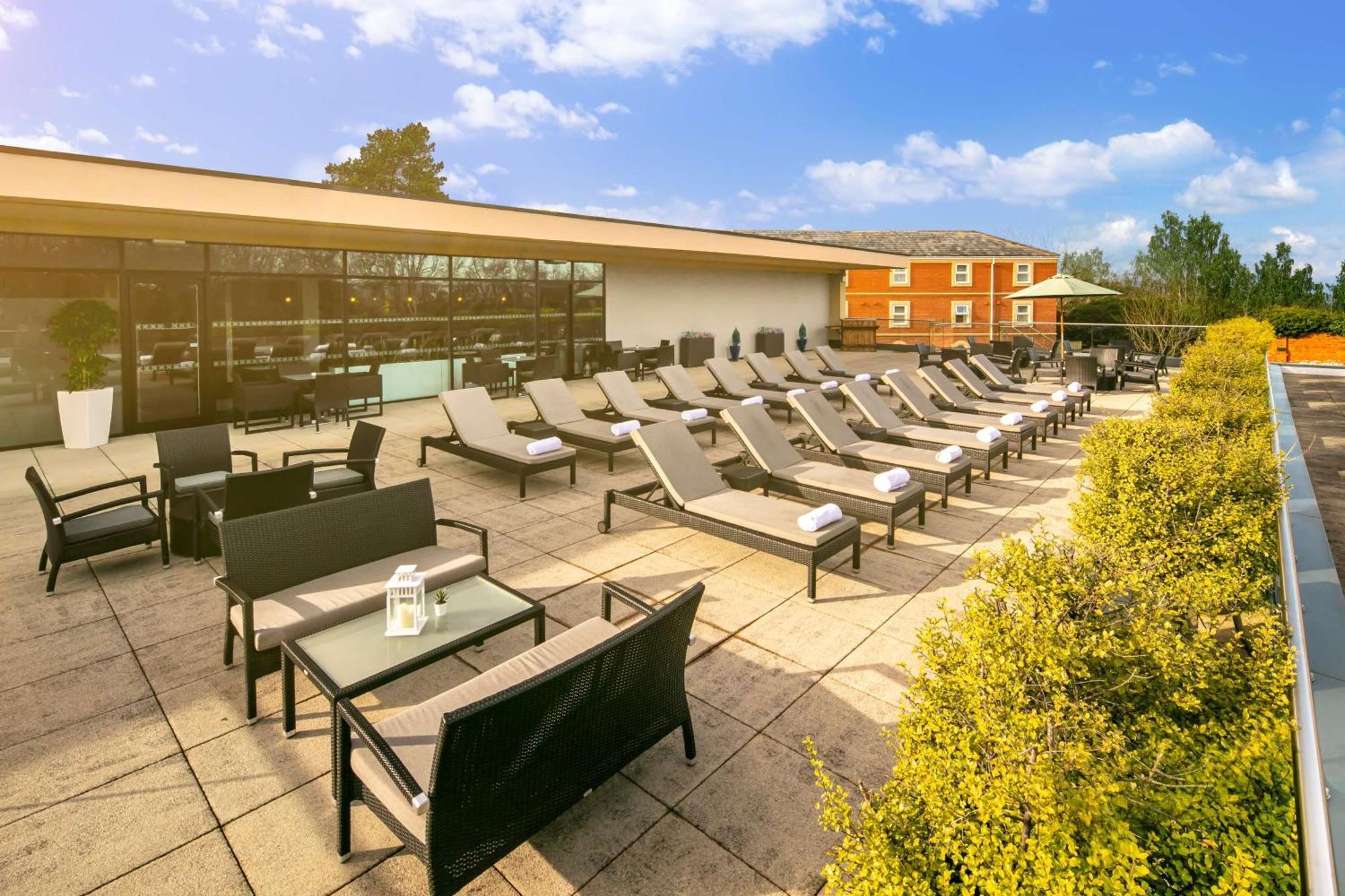Doubletree By Hilton Chester Exteriér fotografie