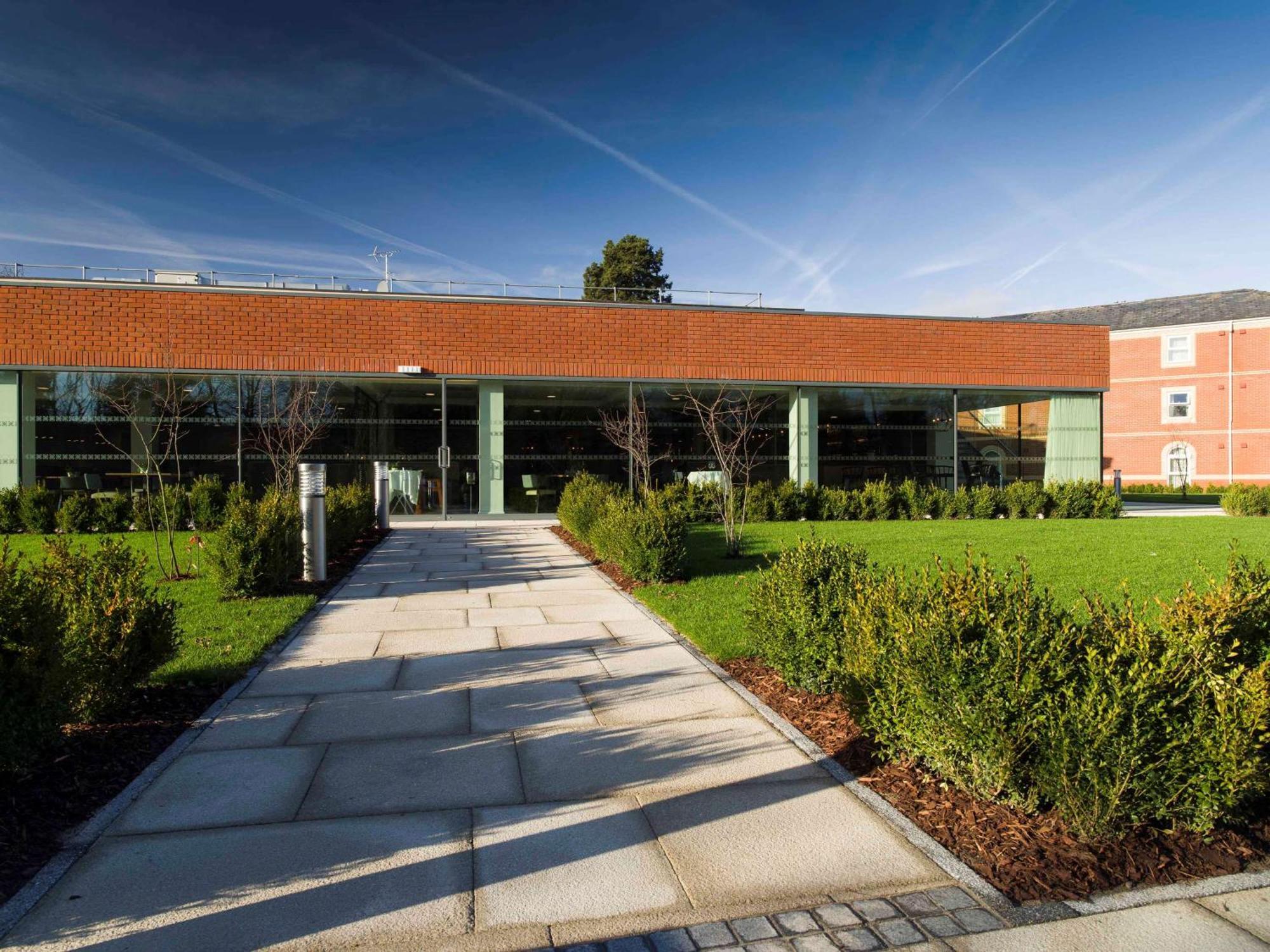 Doubletree By Hilton Chester Exteriér fotografie